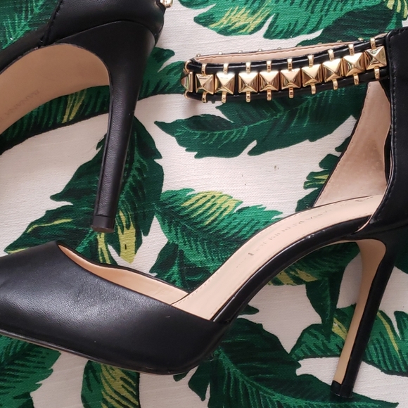 Banana Republic Black With Gold Stud Ankle Strap - Picture 2 of 4